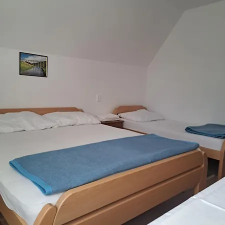 Gostisce Jelka Hočko Pohorje