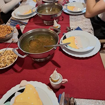 Gostisce Jelka * Hočko Pohorje