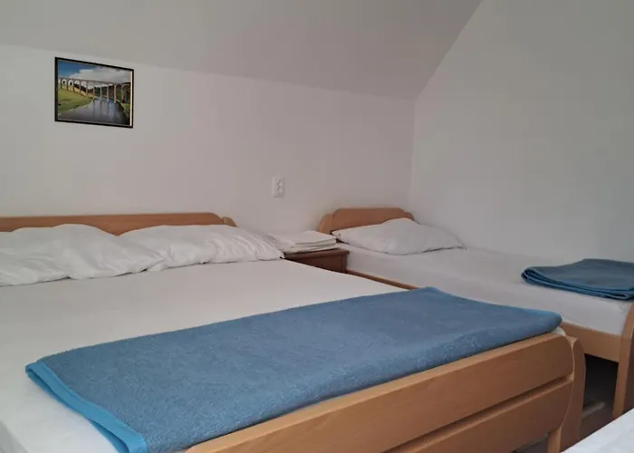 Gostisce Jelka Hočko Pohorje